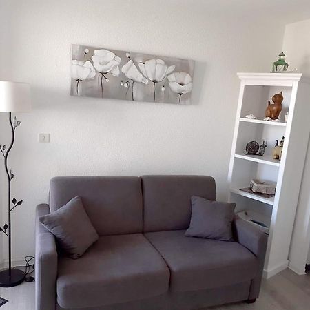 Appartement d'une chambre a Quiberon a 50 m de la plage avec vue sur la mer balcon amenage et wifi Extérieur photo
