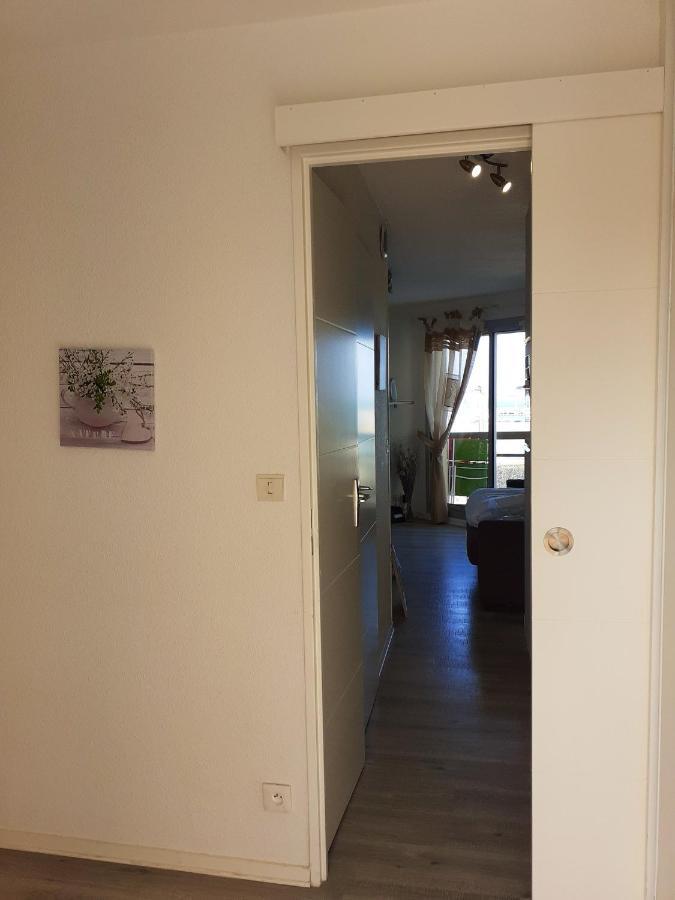 Appartement d'une chambre a Quiberon a 50 m de la plage avec vue sur la mer balcon amenage et wifi Extérieur photo