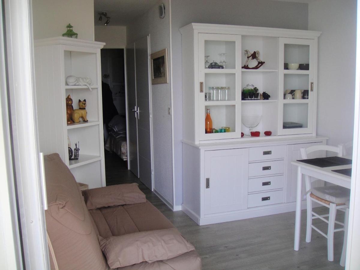 Appartement d'une chambre a Quiberon a 50 m de la plage avec vue sur la mer balcon amenage et wifi Extérieur photo